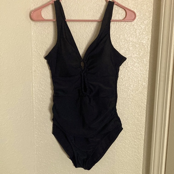 Womens Black Swimsuit Size Medium Time and Tru V-Neck - Picture 1 of 4